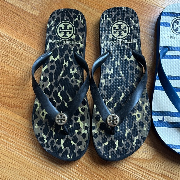 LOT of 3 Tory Burch Flip Flops - size 8 or 8.5 - Picture 2 of 8